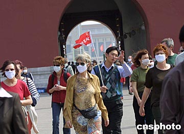 文旅業(yè)逐漸復(fù)蘇 小長(zhǎng)假補(bǔ)償性消費(fèi)初步顯現(xiàn)